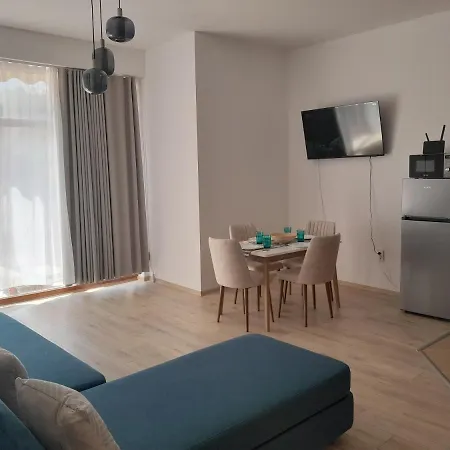 Апартаменти Gardens Complex Seahome 21 *